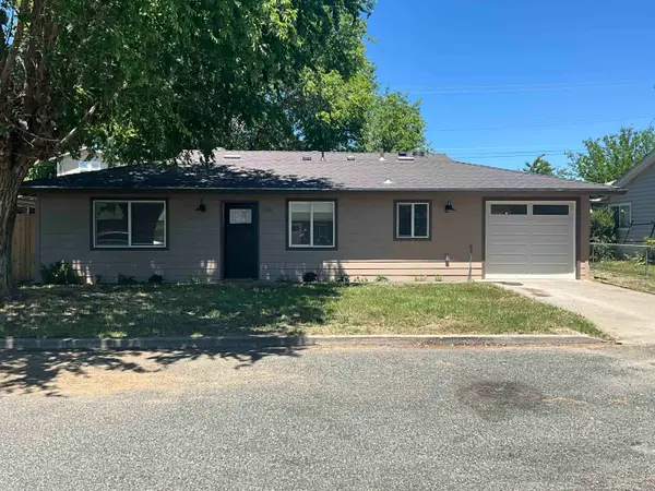 746 Oak Street, Yreka, CA 96097