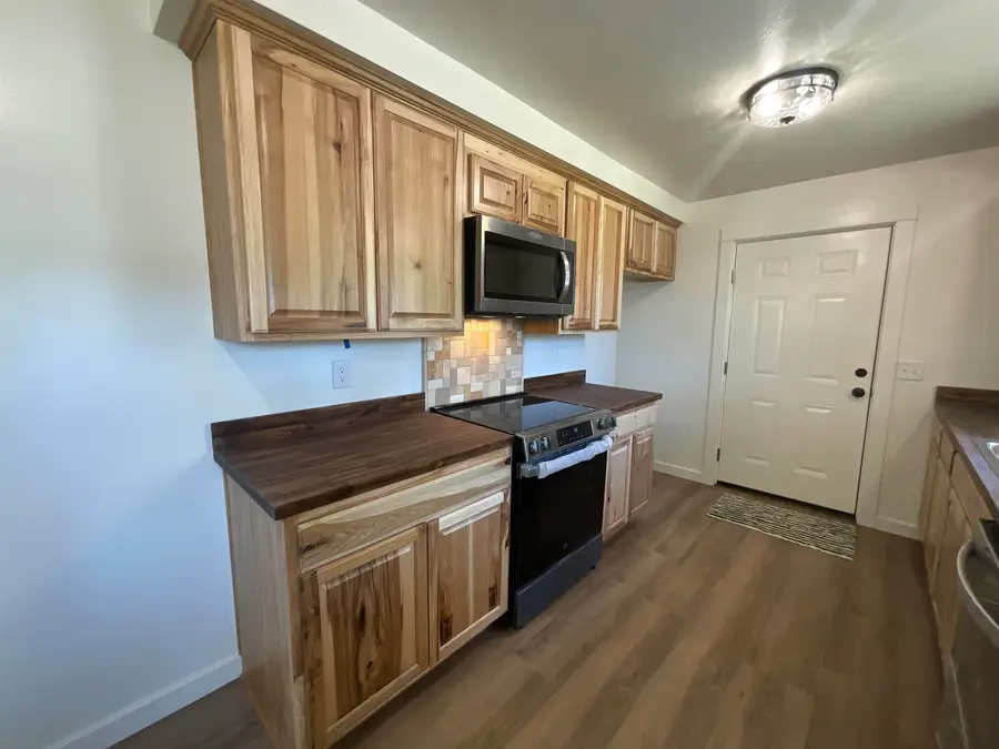 746 Oak Street, Yreka, CA 96097 - #3