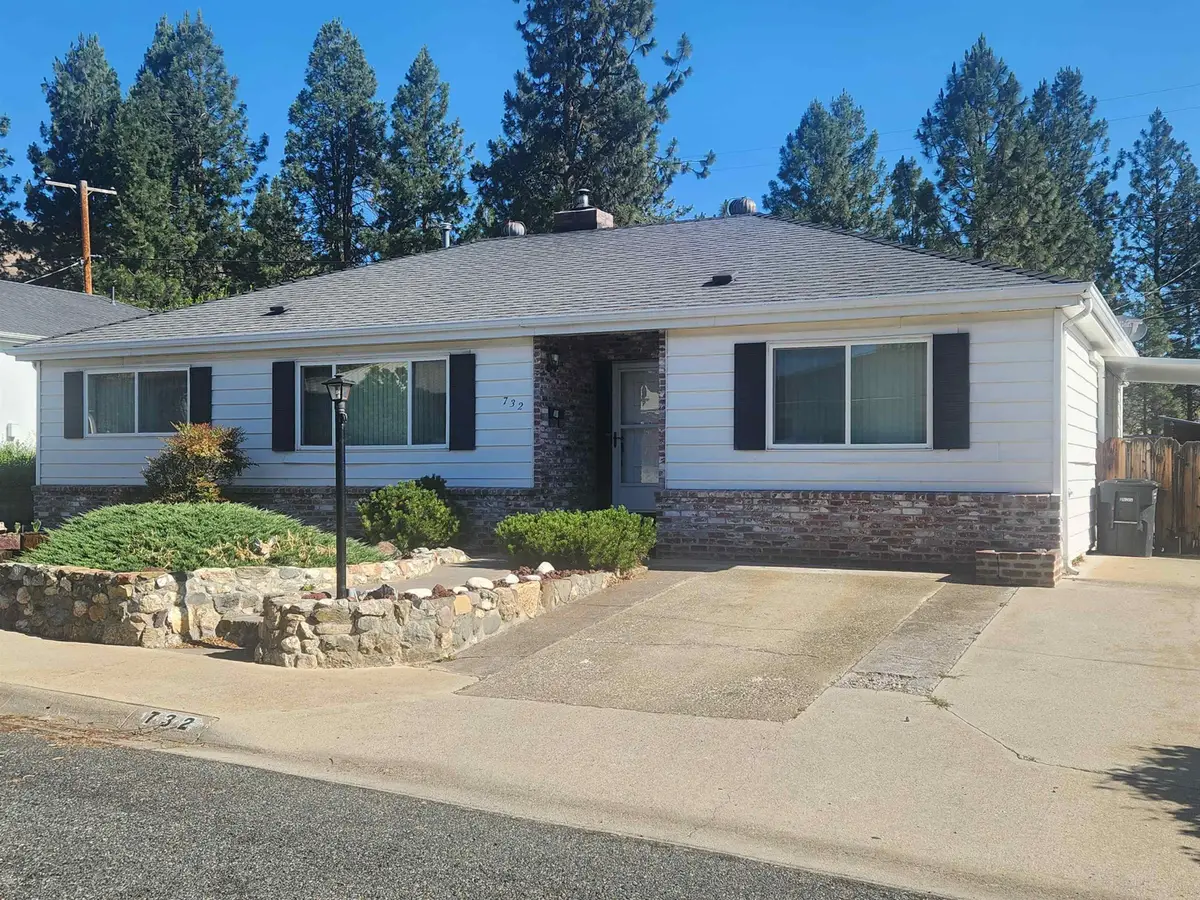732 Pioneer, Yreka, CA 96097 - #1