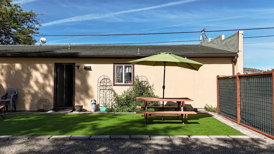 6538 Siskiyou Blvd, Grenada, CA 96038 - #3