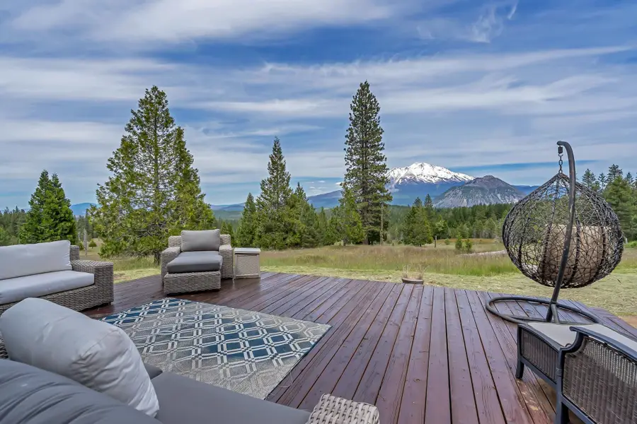 3427 Red Fir Loop, Weed, CA 96094 - #2