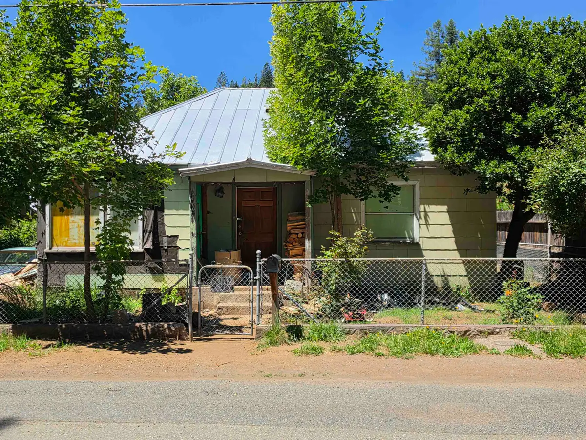 105 S Second St, Dunsmuir, CA 96025 - #1