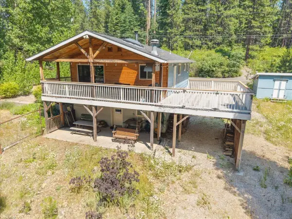 2939 Squaw Valley Road, McCloud, CA 96057
