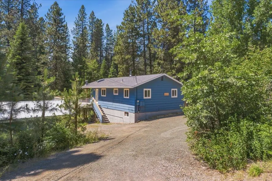 2939 Squaw Valley Road, McCloud, CA 96057 - #2