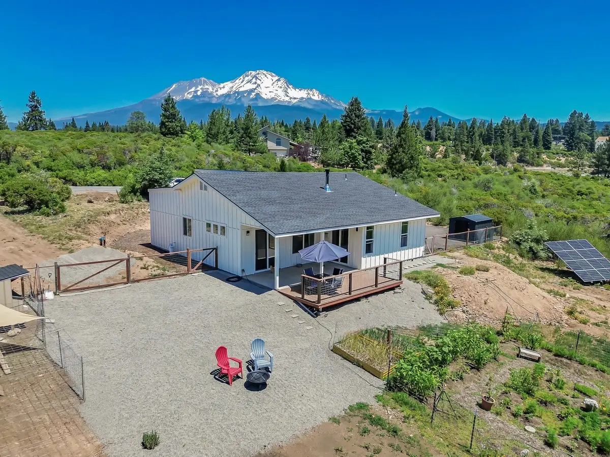 252 Twin View Ct, Mount Shasta, CA 96067 - #1