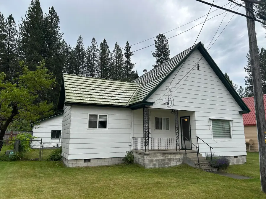 220 Shasta Avenue, McCloud, CA 96057 - #2