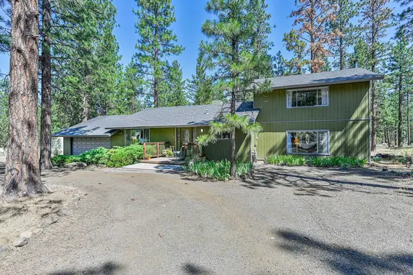 5924 Hogan Dr, Weed, CA 96094