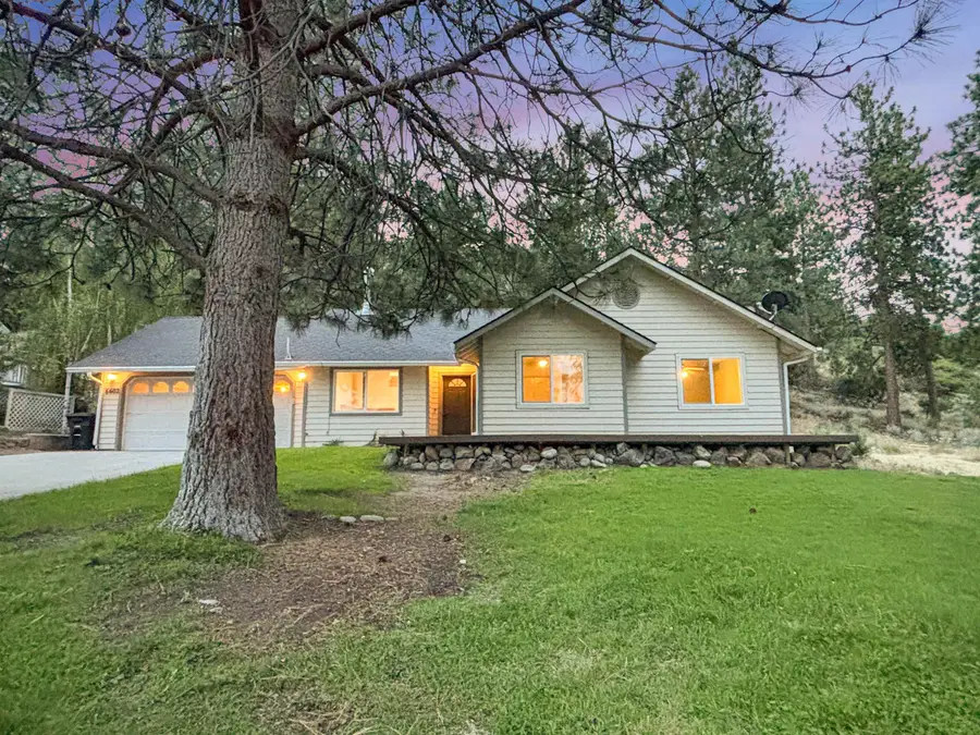 6602 Palmer, Weed, CA 96094 - #2
