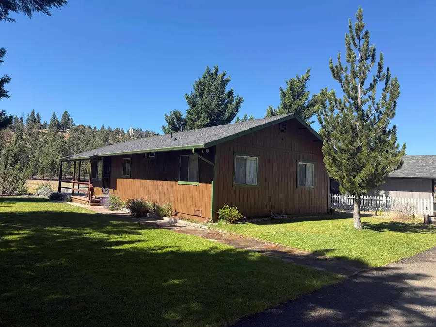 5101 Indian Island Drive, Weed, CA 96094 - #3