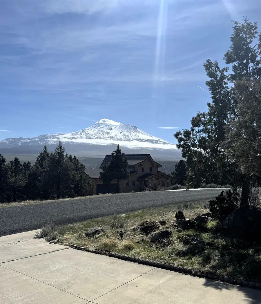 14906 Windmill Drive, Weed, CA 96094 - #2