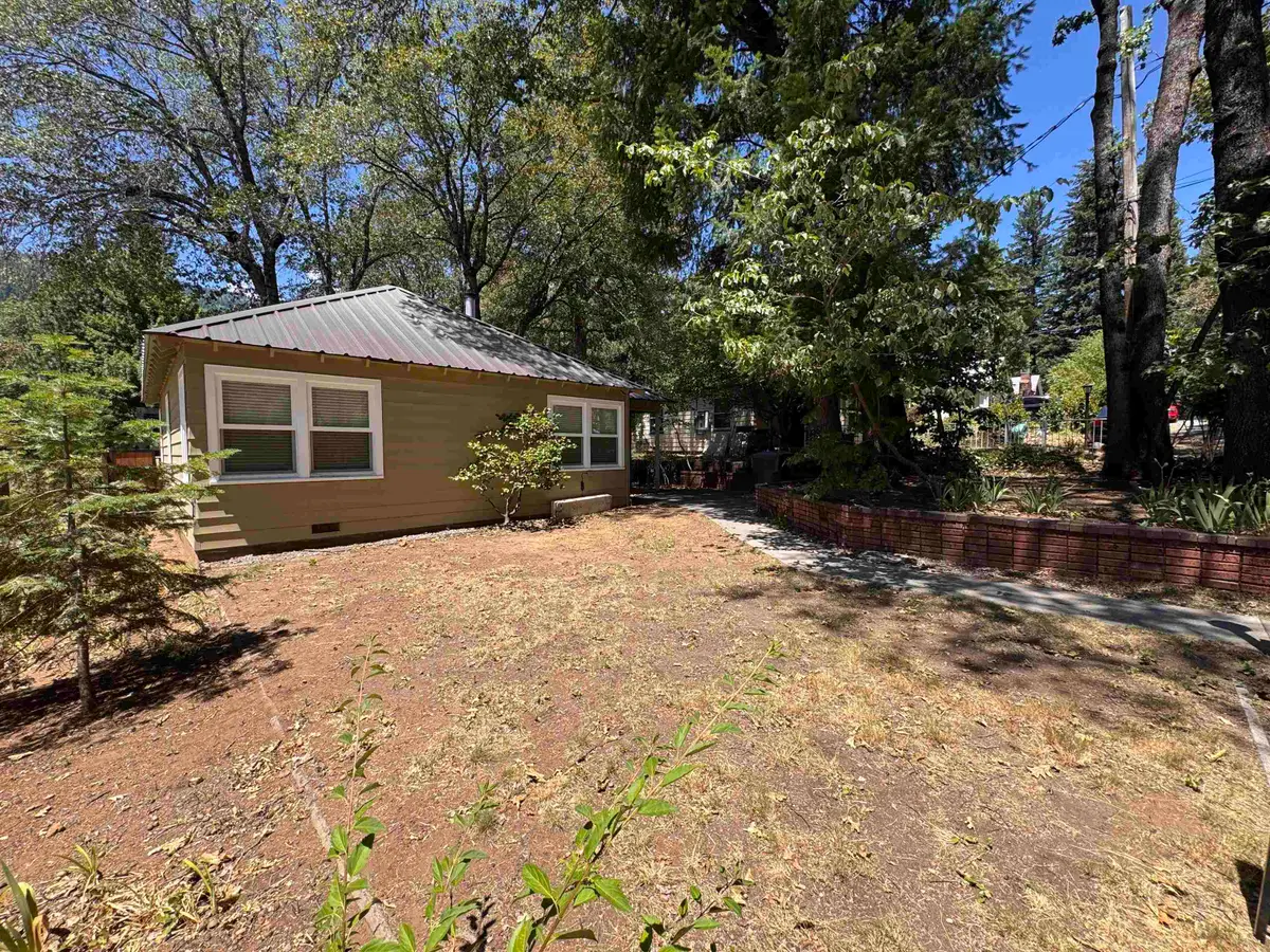 4425 Gleaves Ave, Dunsmuir, CA 96025 - #1