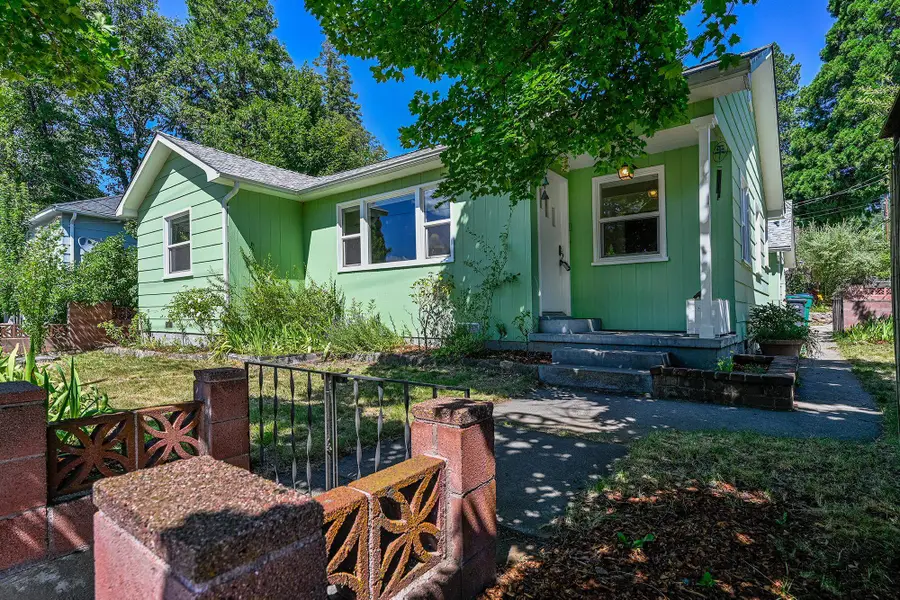 504 S A Street, Mount Shasta, CA 96067 - #2