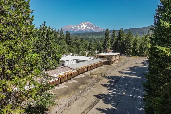 4221 Siskiyou Ave., Dunsmuir, CA 96025