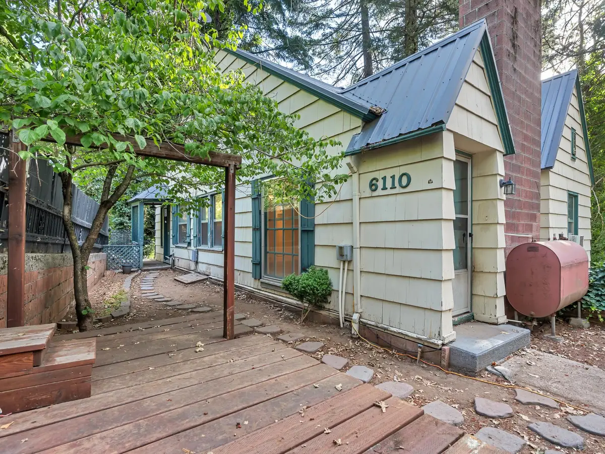 6110 Beverly Way, Dunsmuir, CA 96025 - #1