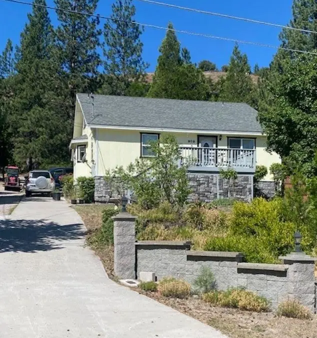 909 S weed Blvd.,, Weed, CA 96094 - #1