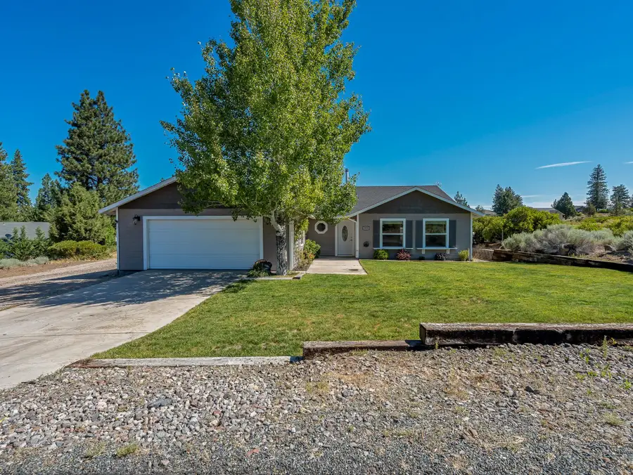 5909 Prarie Dog Ct, Weed, CA 96094 - #3