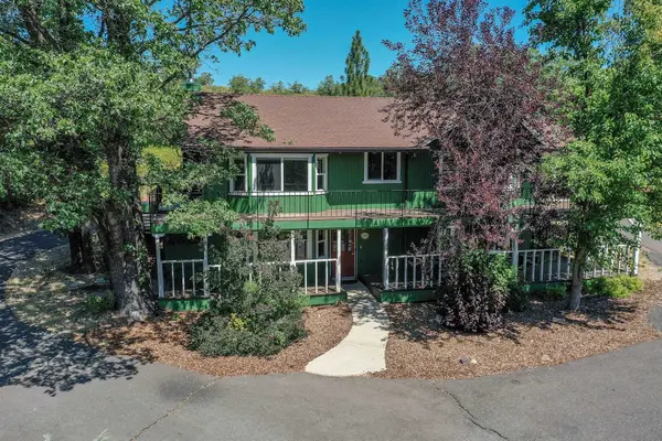 2435 College Ave, Weed, CA 96094