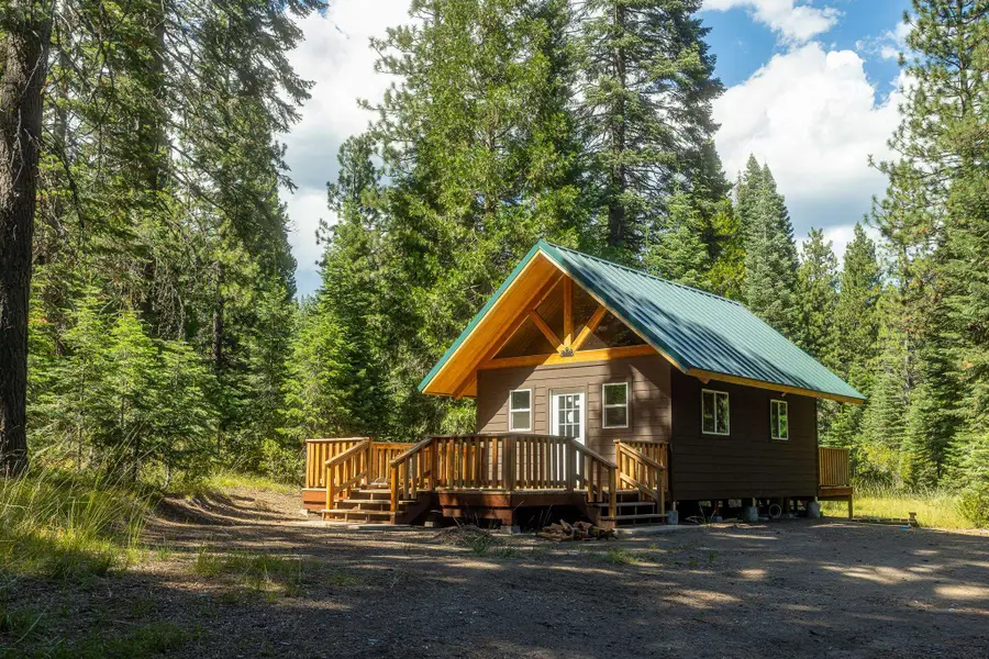 3-E-14 Mt. Shasta Drive, McCloud, CA 96057 - #2