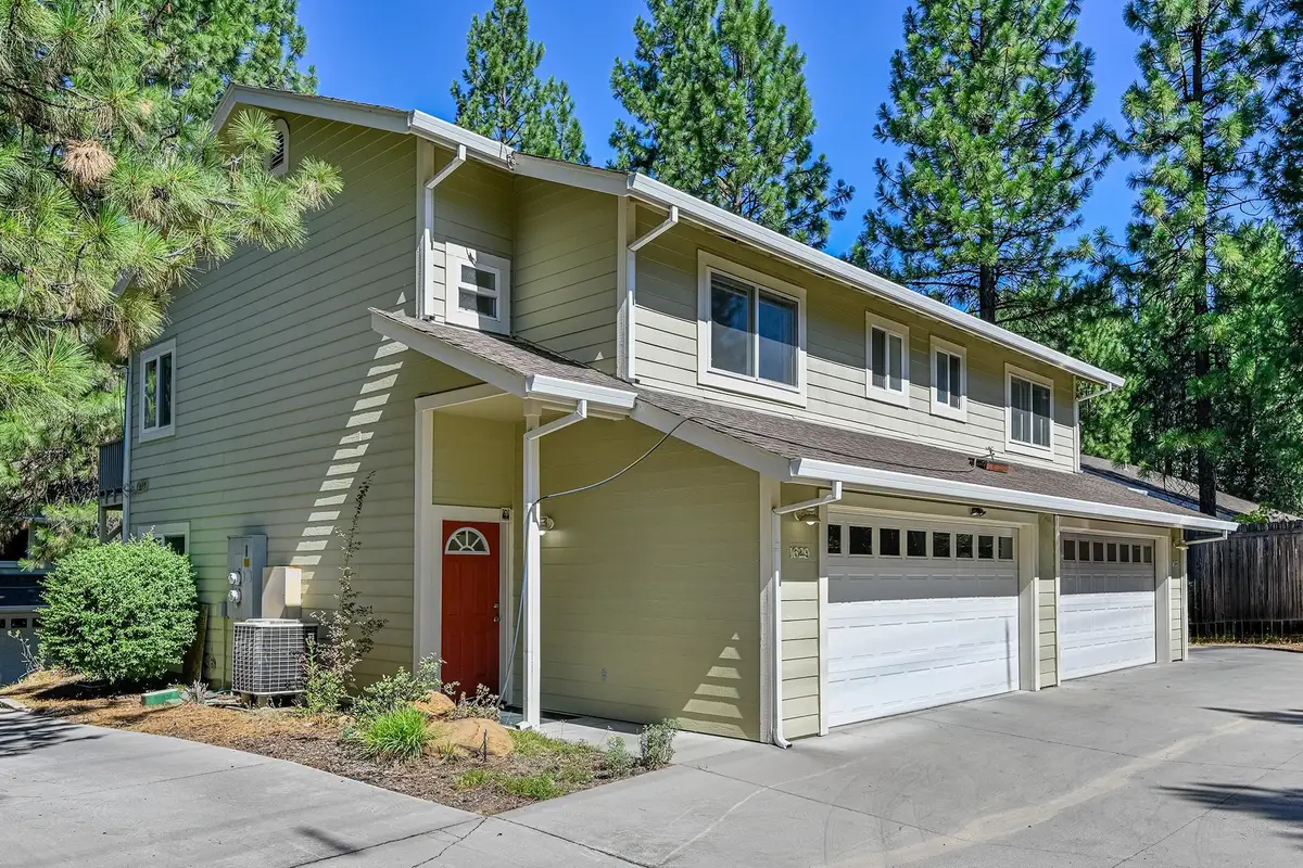 1629 Grant Rd, Mount Shasta, CA 96067 - #1