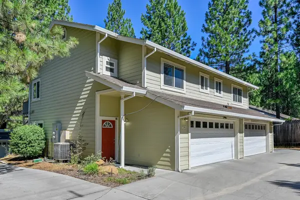 1629 Grant Rd, Mt Shasta, CA 96067