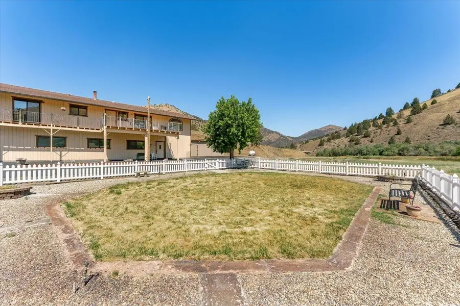 4204 State Highway 263, Yreka, CA 96097 - #3