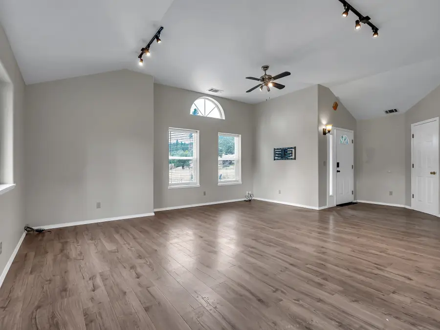 9524 Oro Fino, Fort Jones, CA 96032 - #3