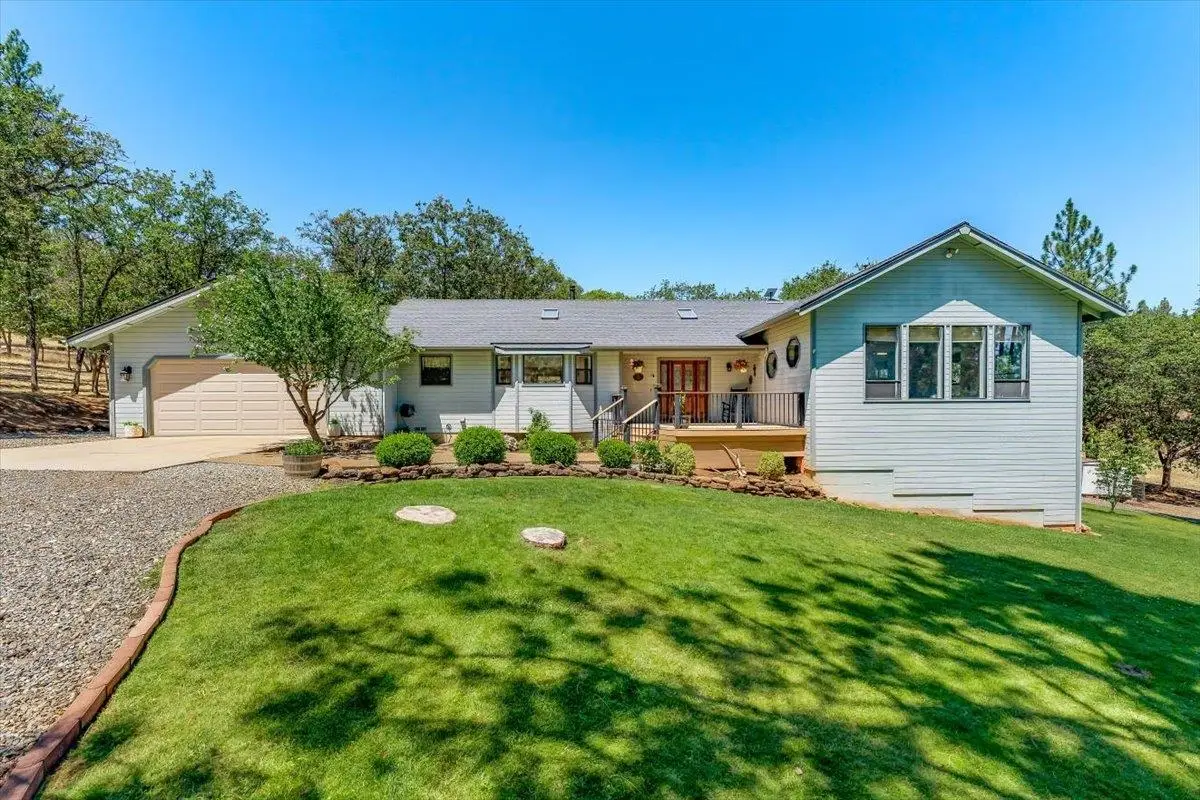 1049 French St, Yreka, CA 96097 - #1