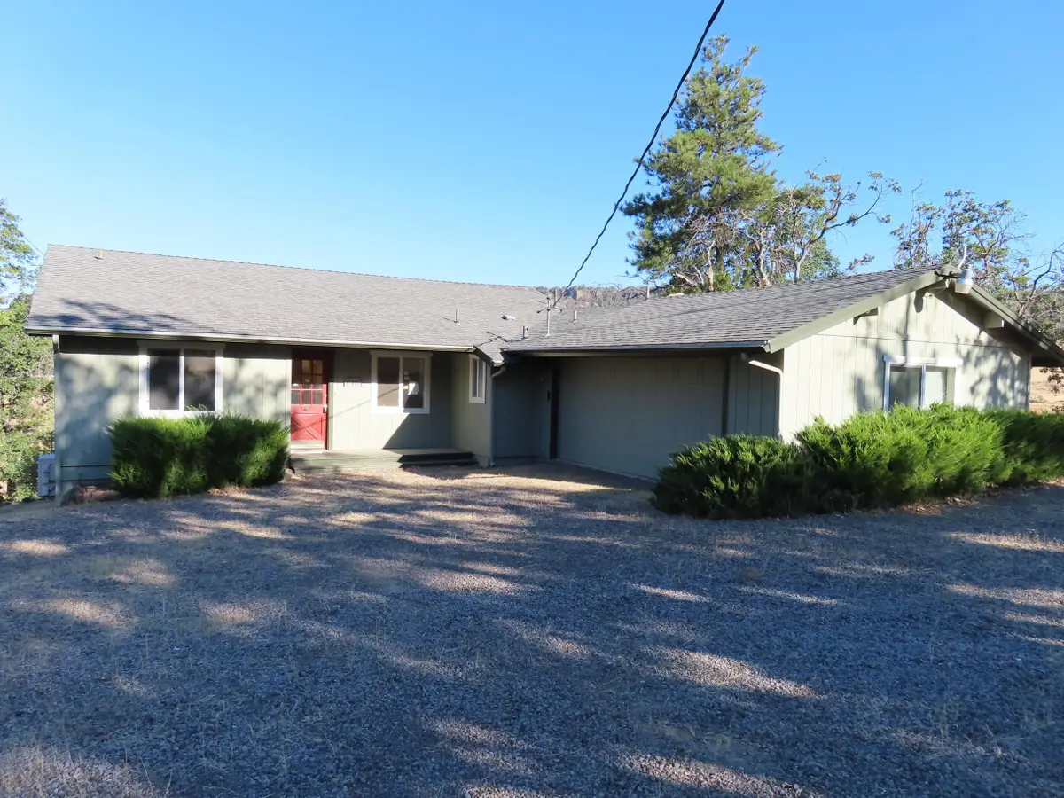 17025 Patricia Ave, Montague, CA 96097 - #1