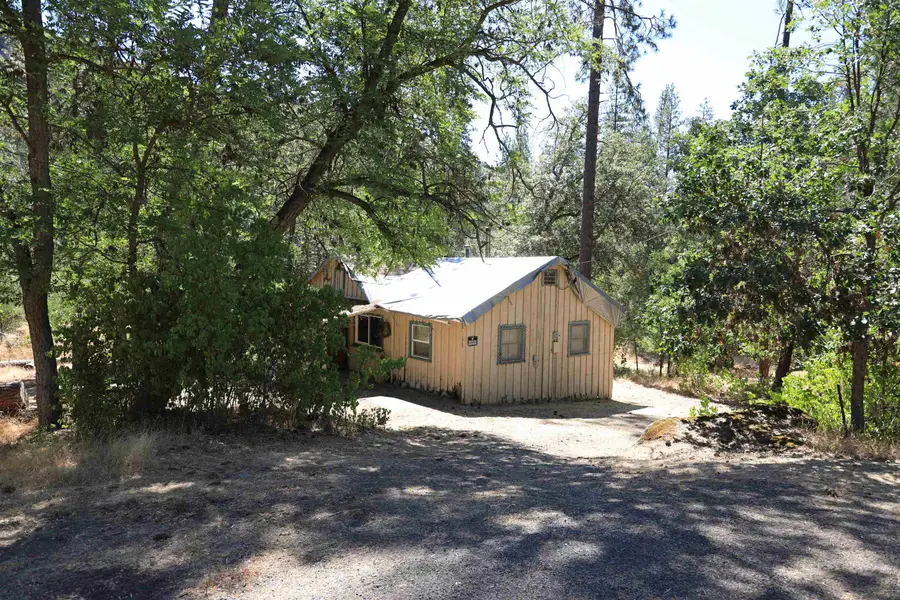 421 Beaver Creek Rd, Klamath River, CA 96050 - #2