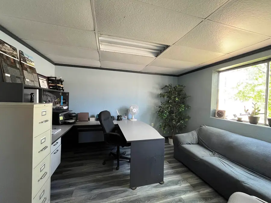 1124 N Foothill Dr N, Yreka, CA 96097 - #2