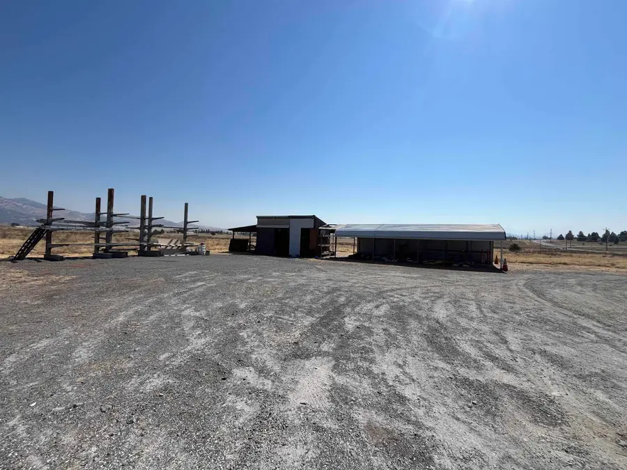 1124 N Foothill Dr N, Yreka, CA 96097 - #3