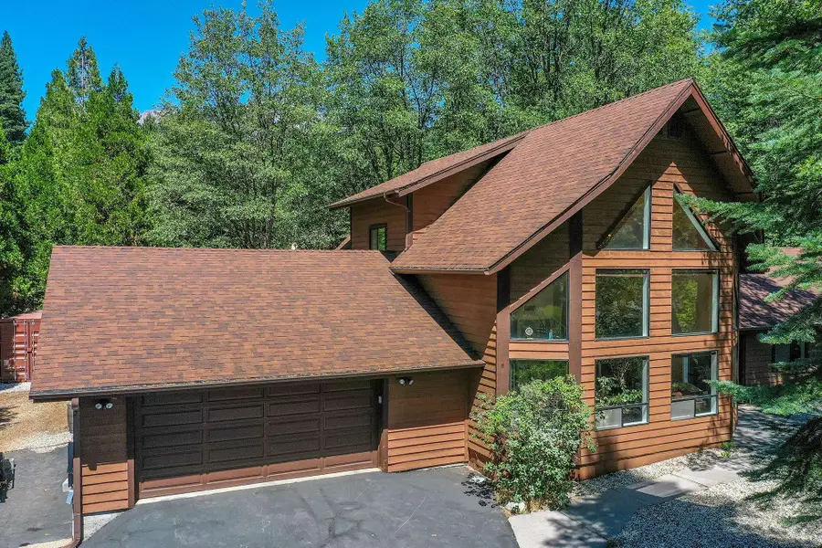 424 Lotus Lane, Mount Shasta, CA 96067 - #2