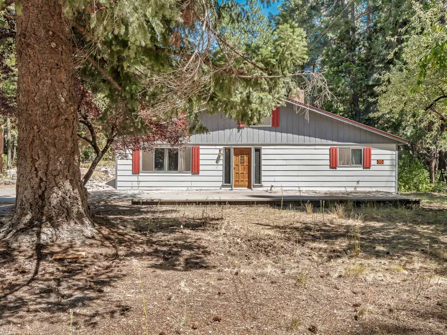 2010 N Old Stage Road, Mount Shasta, CA 96067 - #2