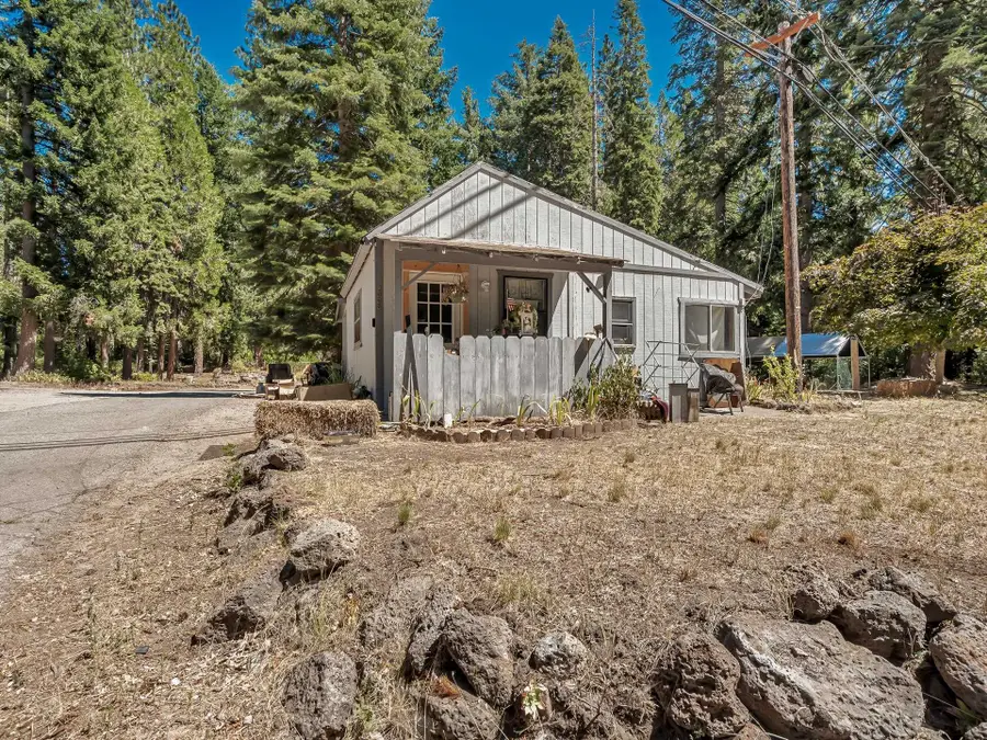 2010 N Old Stage Road, Mount Shasta, CA 96067 - #3