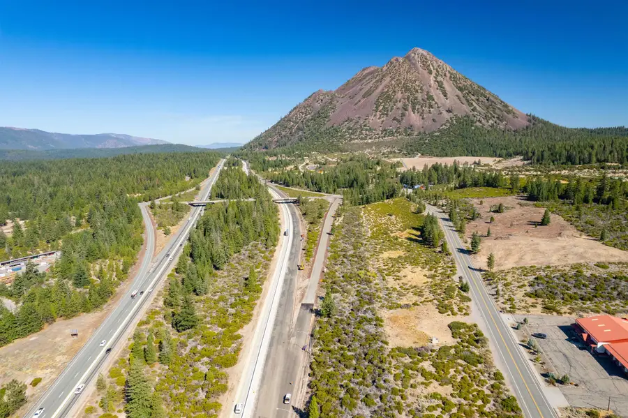 2625 Spring Hill Rd, Mount Shasta, CA 96067 - #2