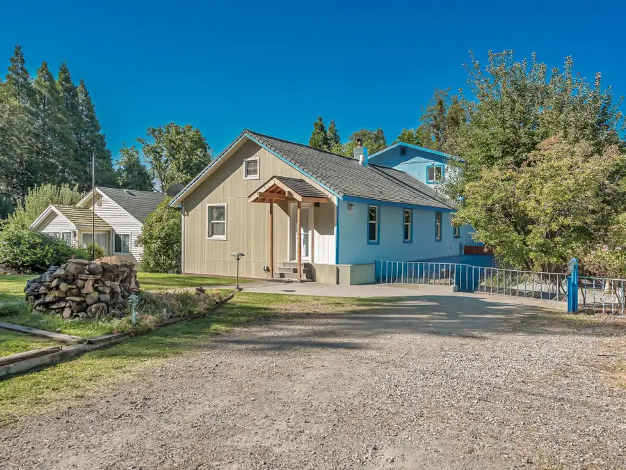1101 Oak St., Mount Shasta, CA 96067 - #3