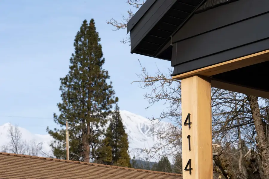 414 S Mt. Shasta Blvd, Mount Shasta, CA 96067 - #3