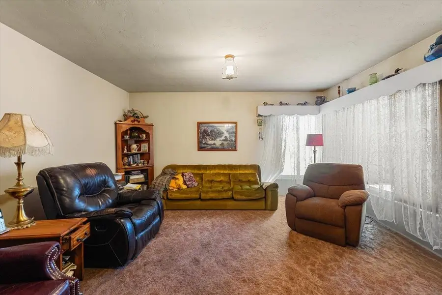 16101 Old Highway 99 S, Grenada, CA 96038 - #3