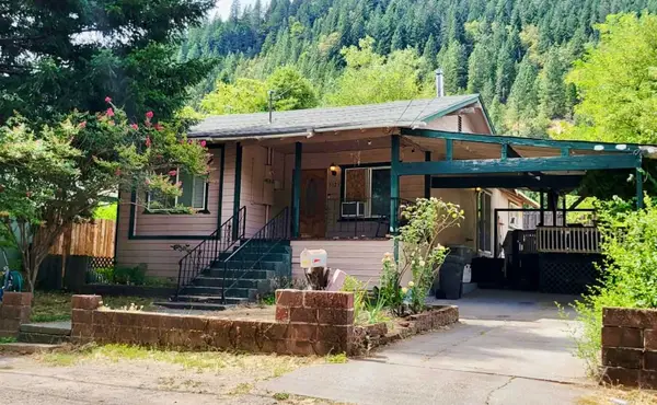 5125 Florence Loop, Dunsmuir, CA 96025