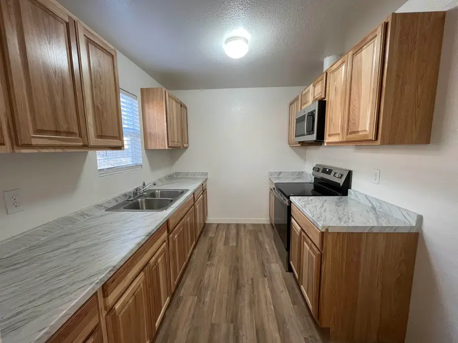 813 Sutter St, Yreka, CA 96097 - #2