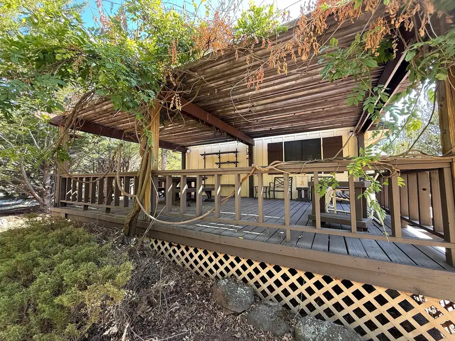 6044 Blancas Ct, Weed, CA 96094 - #3