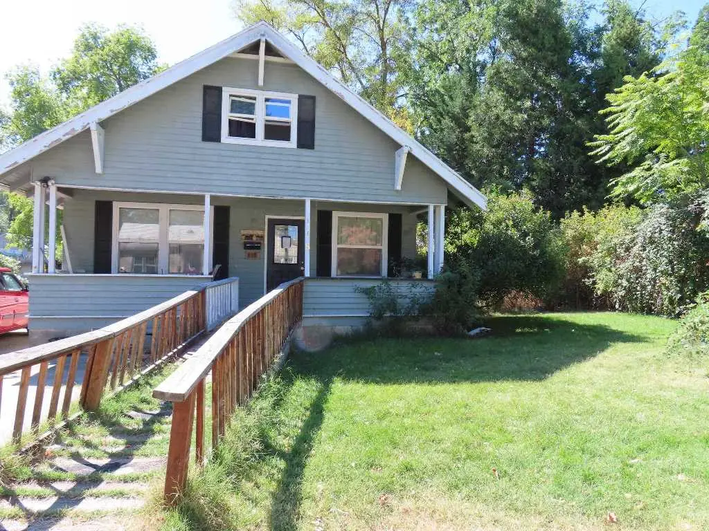 115 E Howard St E, Yreka, CA 96097 - #1