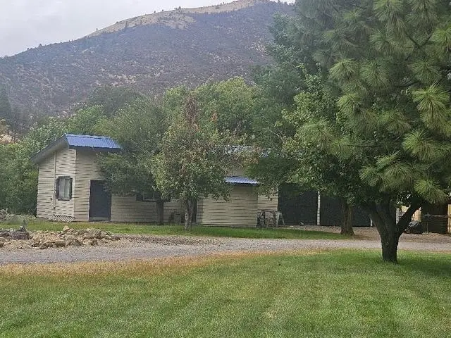 4830 Hwy 96, Yreka, CA 96097 - #3