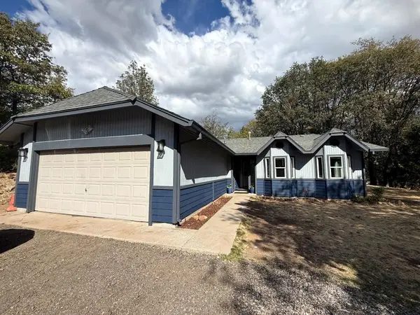 2215 College Ave, Weed, CA 96094