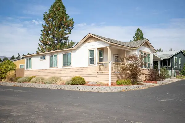 1934 S Old Stage Road #64 S, Mount Shasta, CA 96067