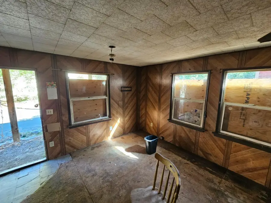 23 Indian Creek Rd, Happy Camp, CA 96039 - #3