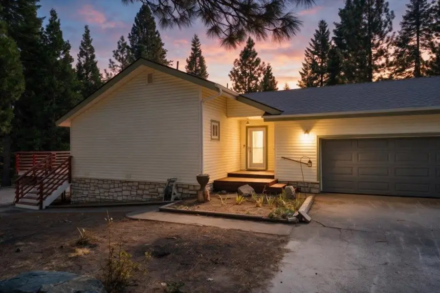 2026 Deetz Rd, Mount Shasta, CA 96067 - #3