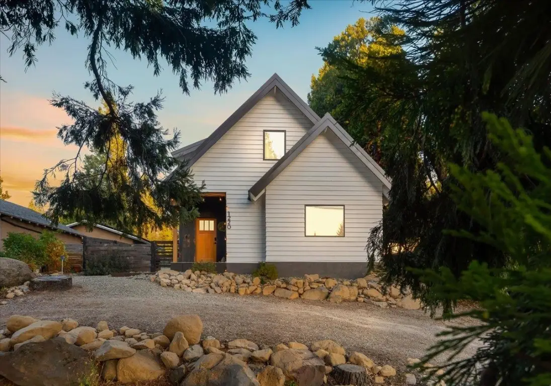 1220 N Mt Shasta Blvd N, Mount Shasta, CA 96067 - #1