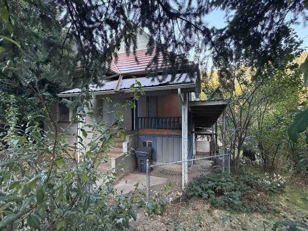 6124 Dunsmuir Avenue, Dunsmuir, CA 96025 - #1