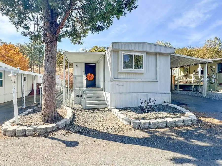 400 Hiram, Yreka, CA 96097 - #2